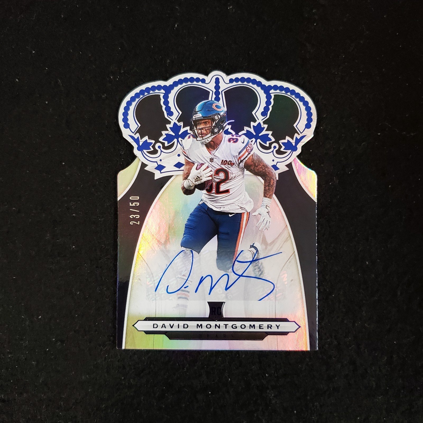 2019 David Montgomery Panini Chronicles Crown Royale Rookie Die Cut Auto /50
